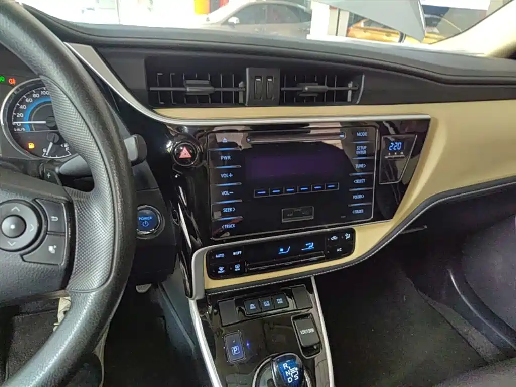 Toyota Levin 2018 — фото 13