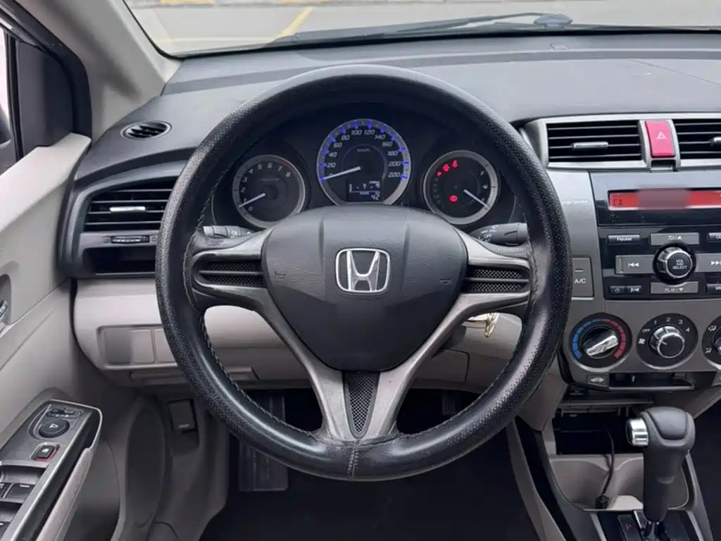 Honda City Classic 2014 — фото 10
