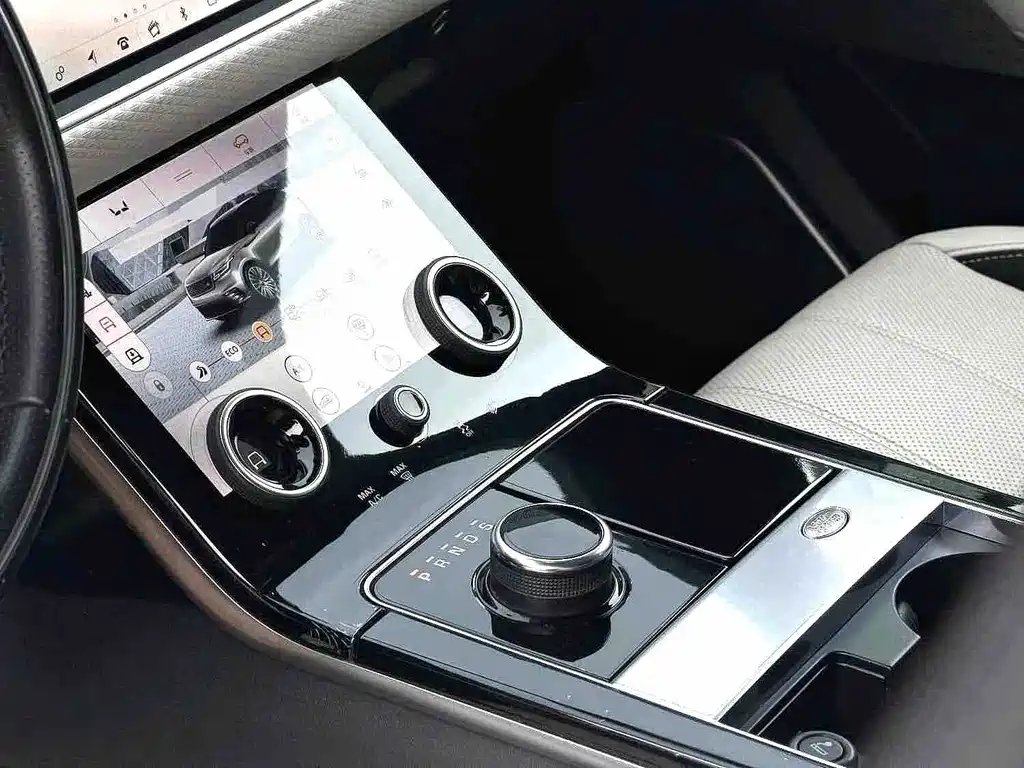 Land Rover Range Rover Velar 2018 — фото 7