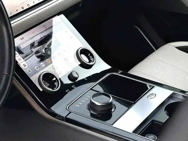 Land Rover Range Rover Velar 2018