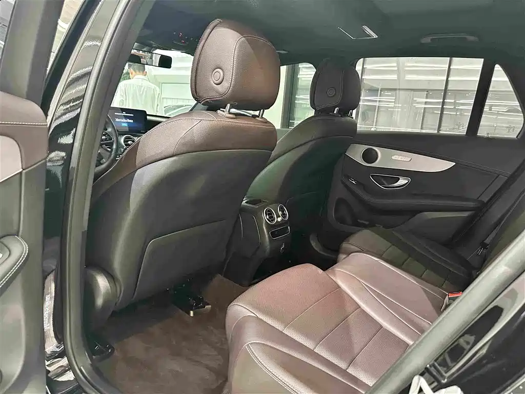 Mercedes-Benz GLC 2020 — фото 16