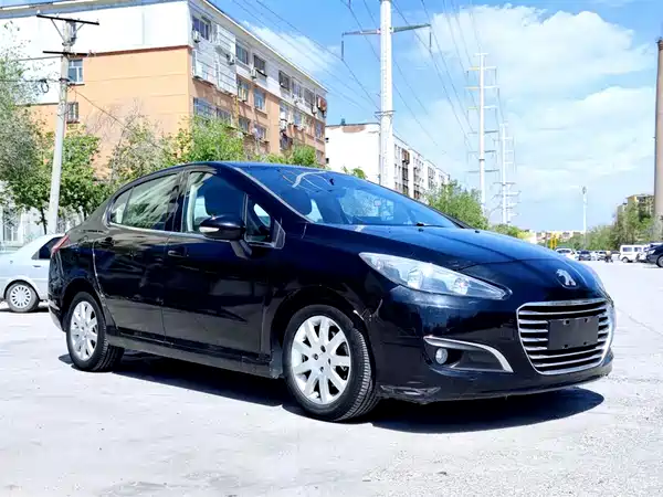 Peugeot 308 2013