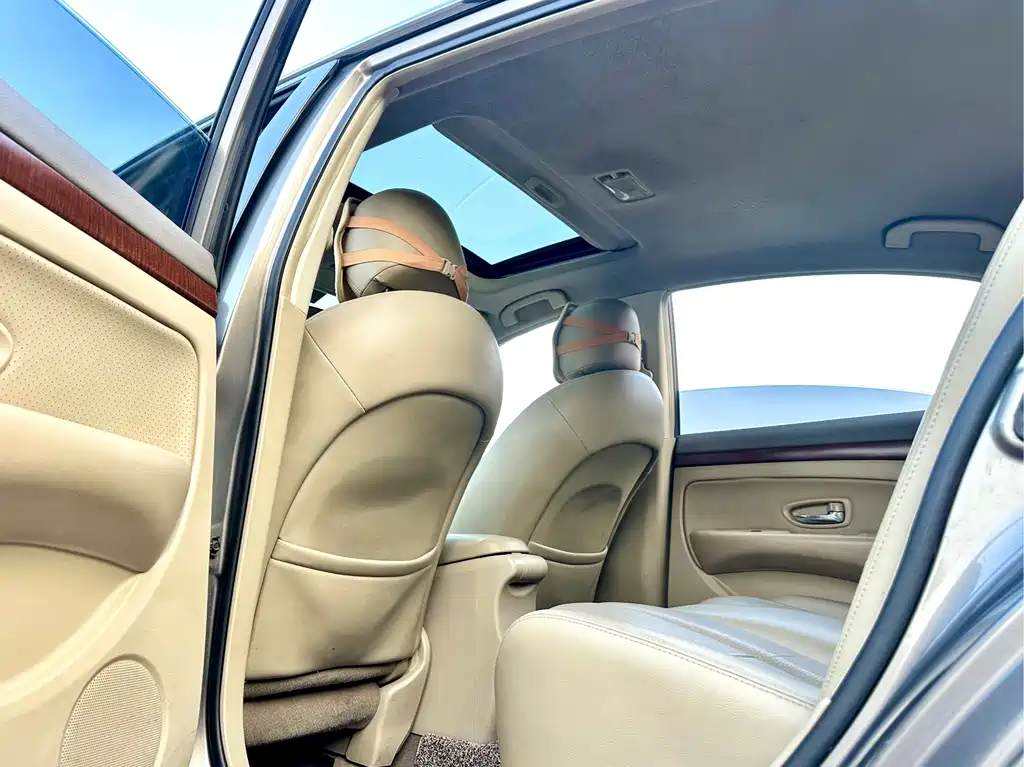 Nissan Sylphy 2010 — фото 30