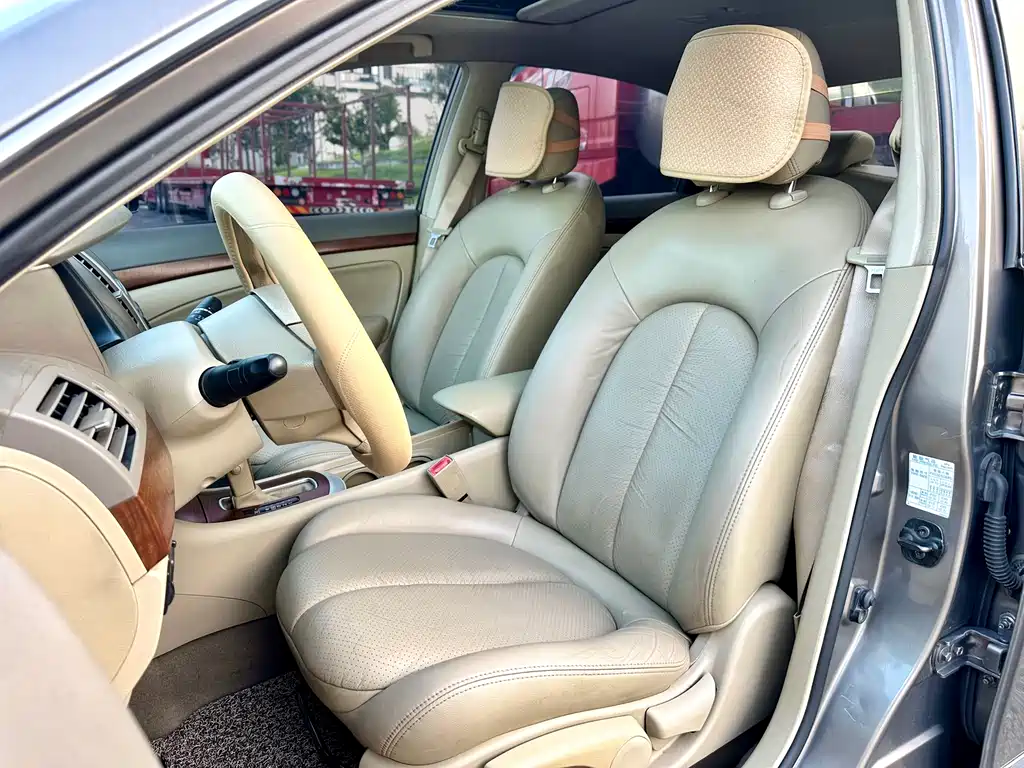 Nissan Sylphy 2010 — фото 22