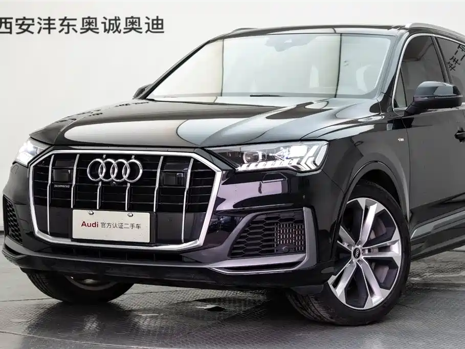 Audi Q7 2021 — фото 22