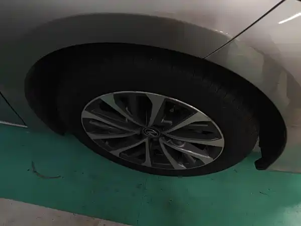 Lexus ES 2025