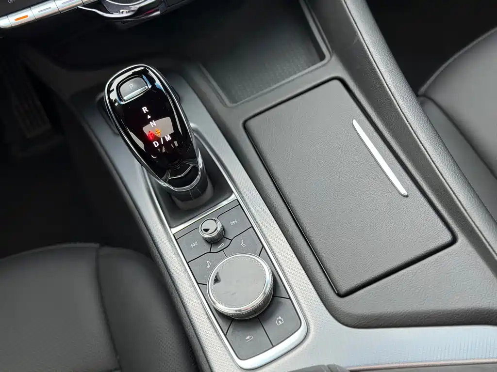Cadillac CT5 2023 — фото 15