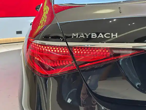 Mercedes-Benz Maybach S-Class 2023
