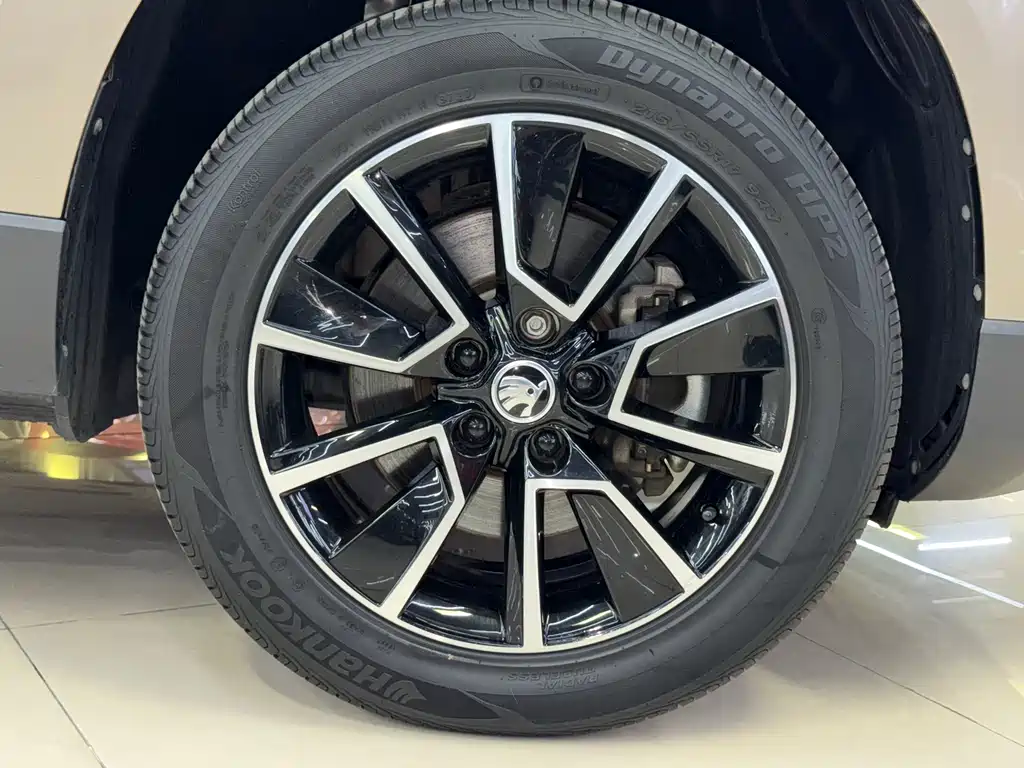 Skoda Karoq 2021 — фото 23