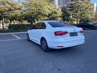 Volkswagen Sagitar 2017