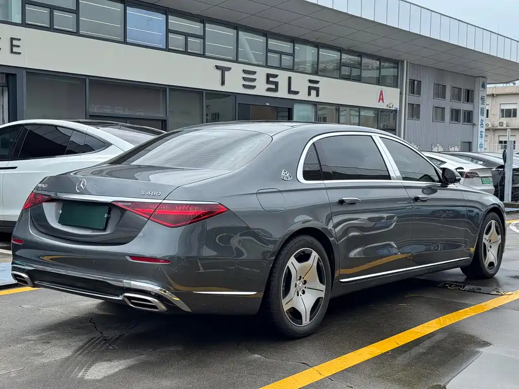 Mercedes-Benz Maybach S-Class 2026