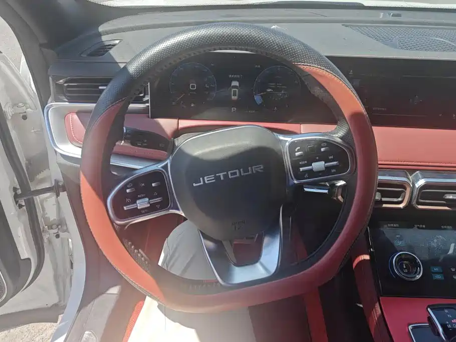 Jetour Jietu X70 PLUS 2021 — фото 15