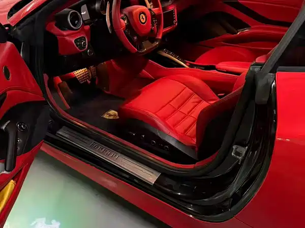 Ferrari California T 2015