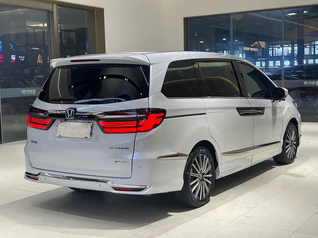 Honda Elysion 2025
