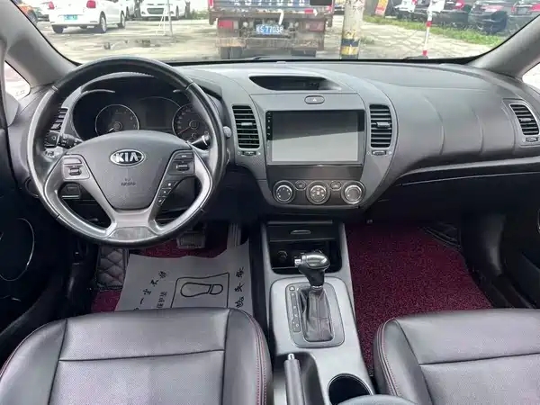 Kia K3 2015