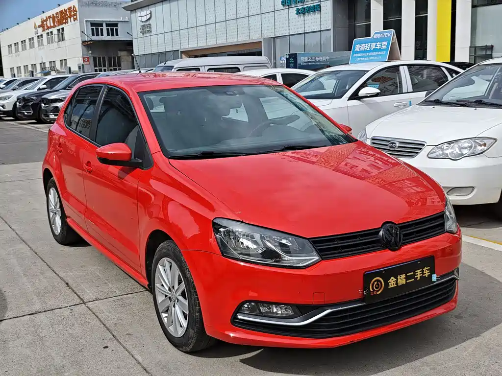 Volkswagen Polo 2015 — фото 4