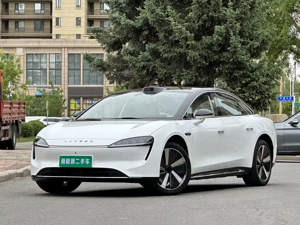 Luxeed Zhijie S7 2024
