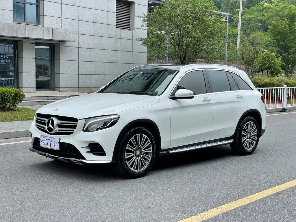 Mercedes-Benz GLC 2017 — фото 1