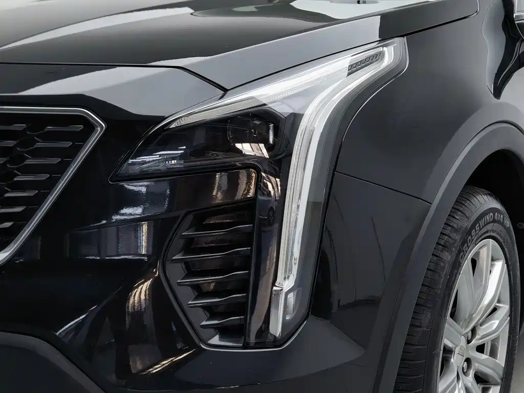 Cadillac XT4 2020 — фото 7