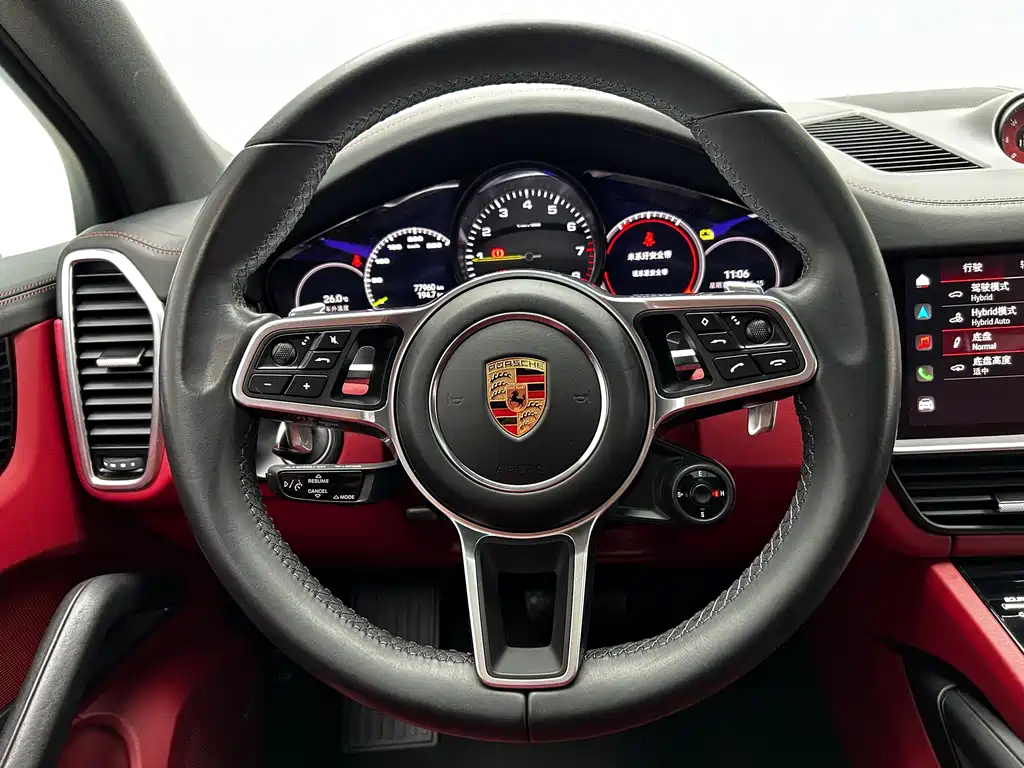 Porsche Cayenne Hybrid 2023 — фото 16