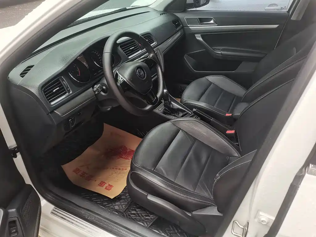 Volkswagen Lavida 2016
