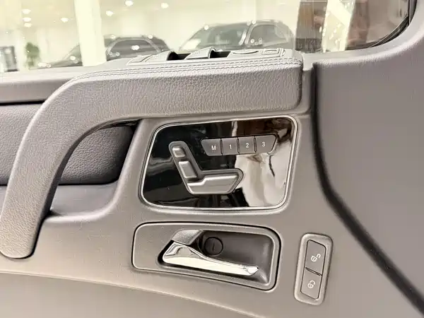 Mercedes-Benz G-Class 2017
