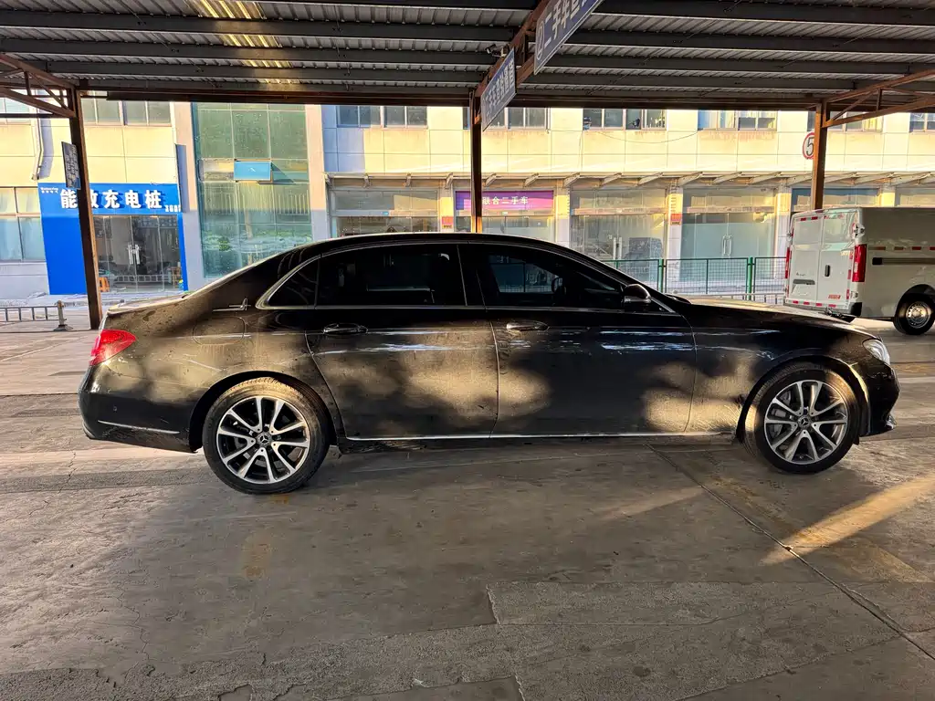 Mercedes-Benz E-Class 2019 — фото 8