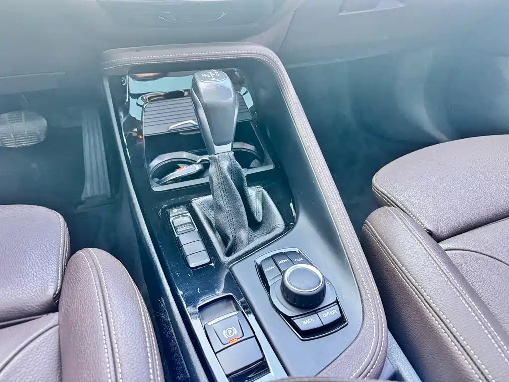 BMW X1 2019 — фото 12