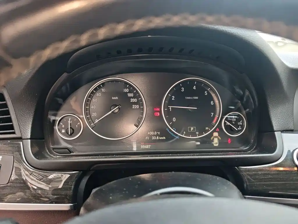 BMW 5 Series 2016