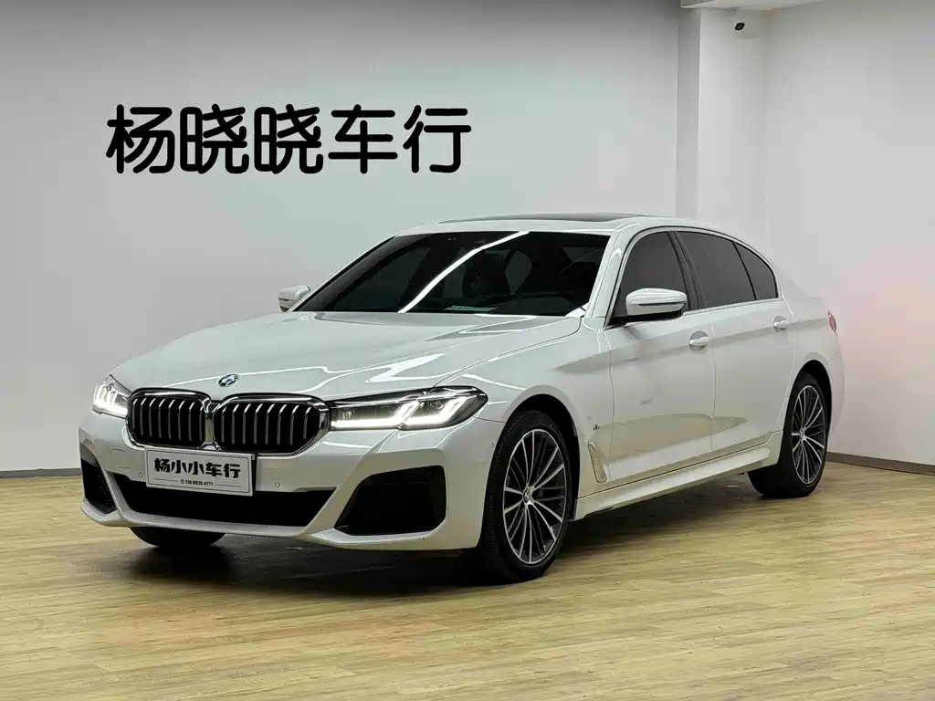 BMW 5 Series 2023 — фото 1