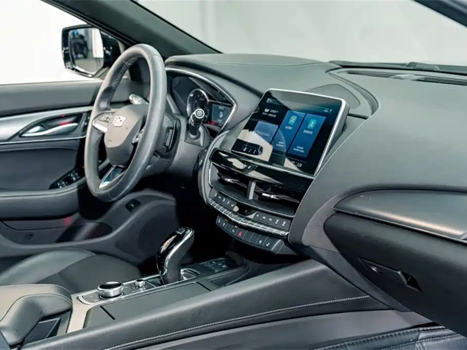 Cadillac CT5 2023 — фото 20