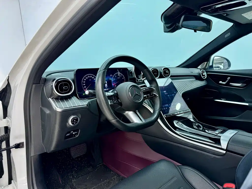 Mercedes-Benz C-Class 2022