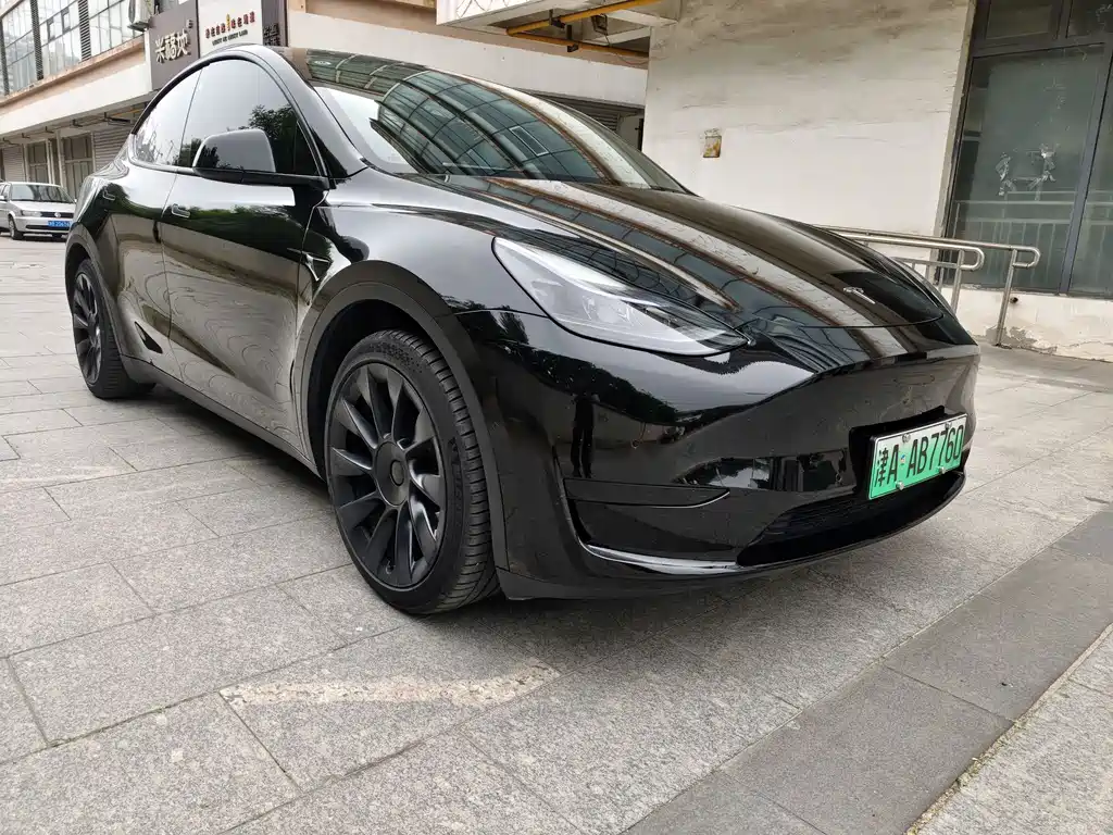 Tesla Model Y 2022 — фото 5