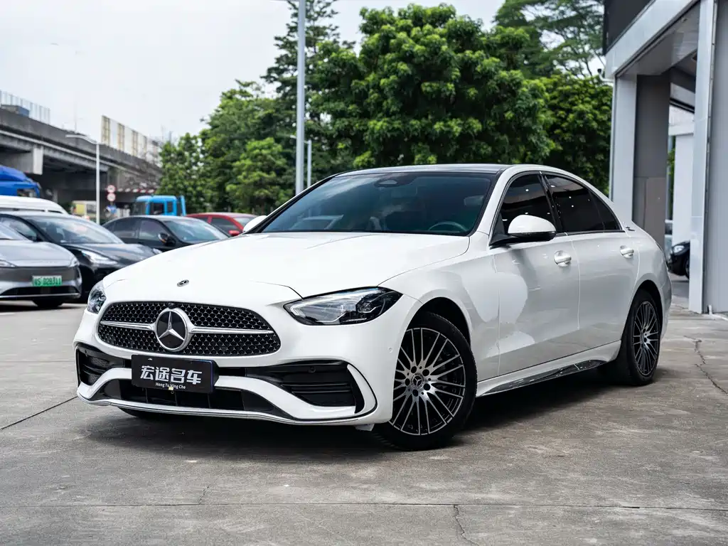Mercedes-Benz C-Class 2023 — фото 1