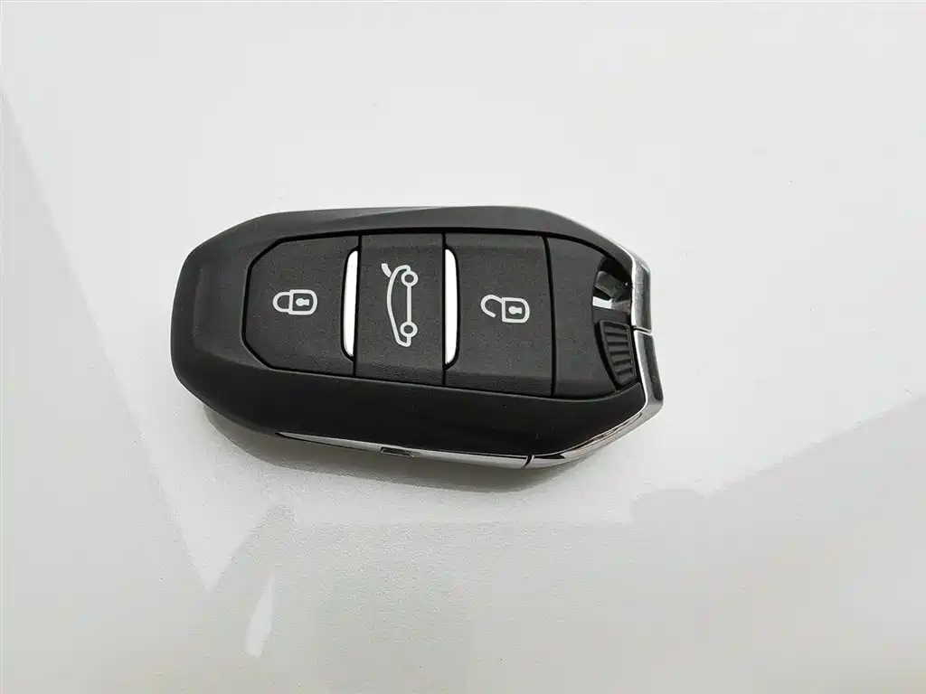 Citroen C4L 2013 — фото 19