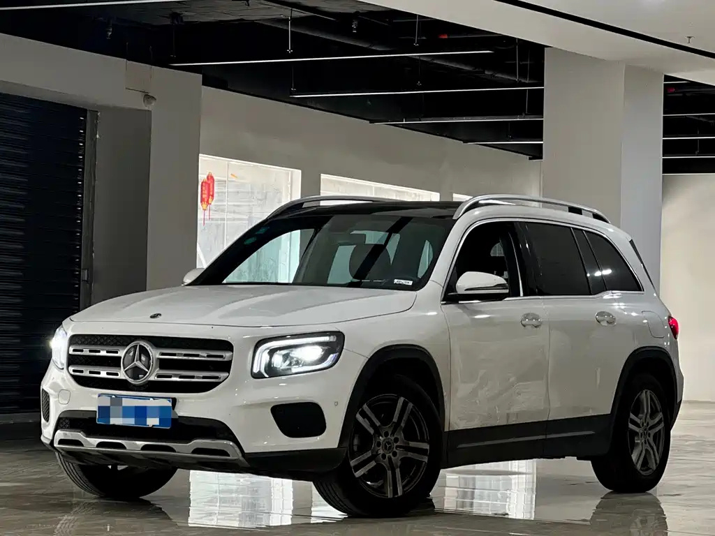 Mercedes-Benz GLB 2020 — фото 1