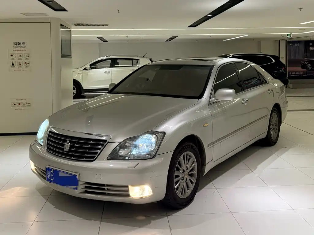 Toyota Crown 2008