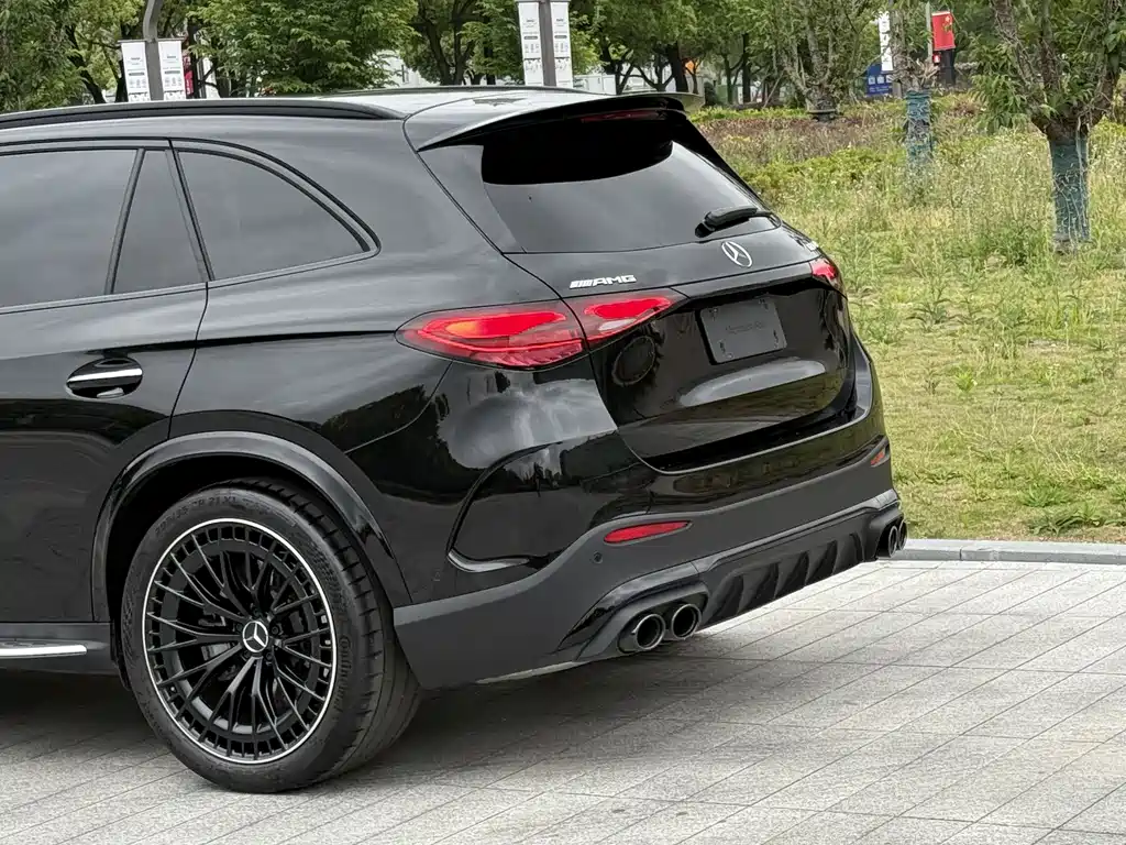 Mercedes-Benz GLC AMG 2026 — фото 6