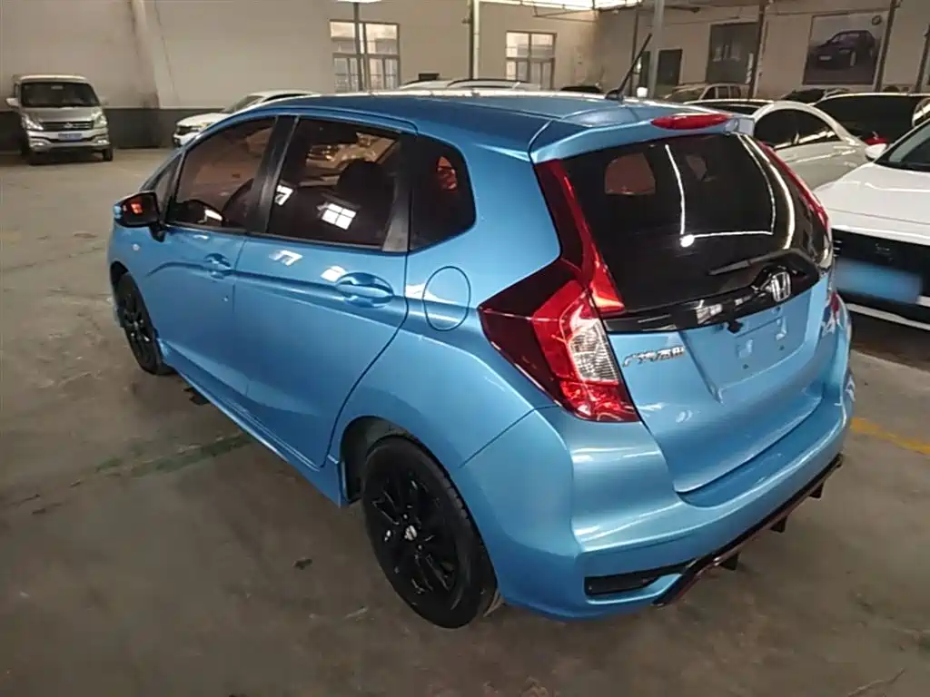 Honda Fit 2018 — фото 5