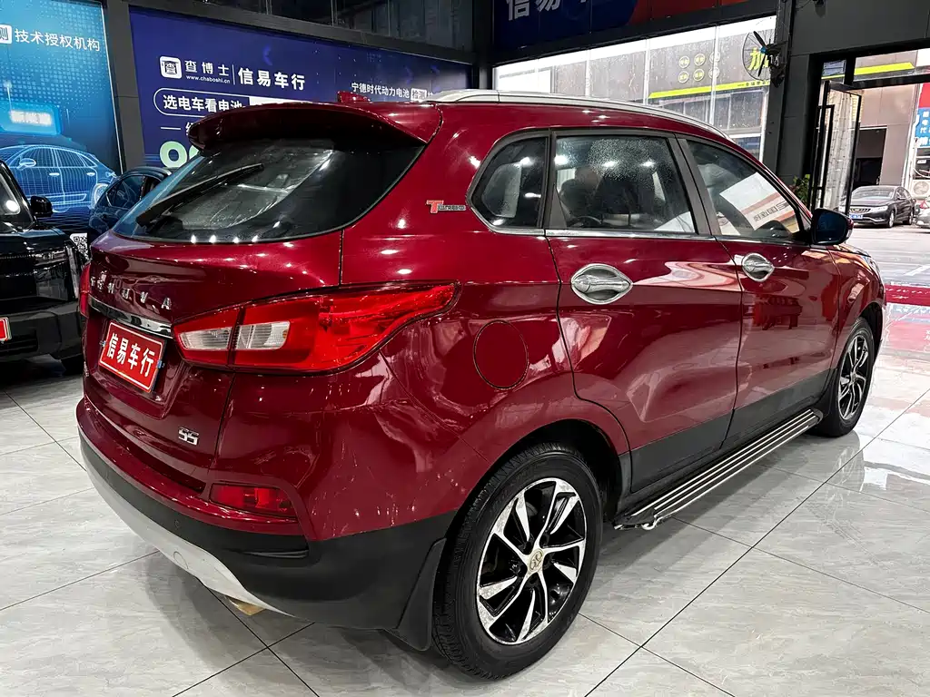 BAIC Senova X55 2016 — фото 14