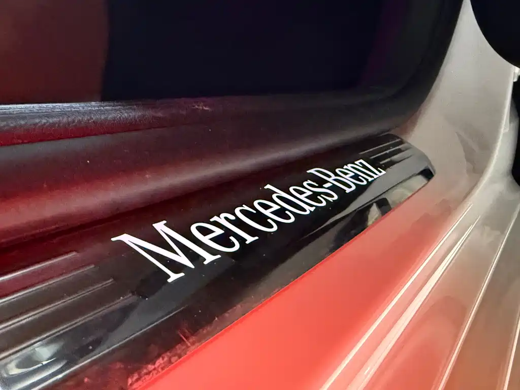 Mercedes-Benz E-Class 2020 — фото 17