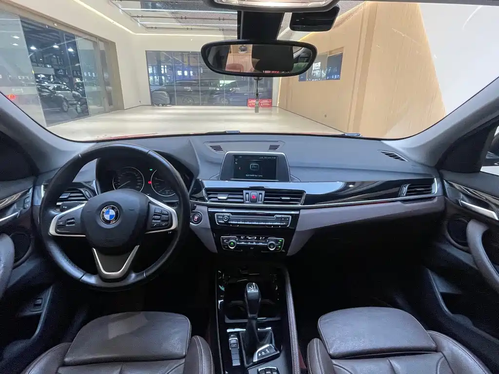 BMW X1 2018 — фото 18