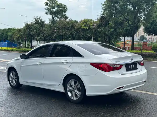 Hyundai Sonata 2013