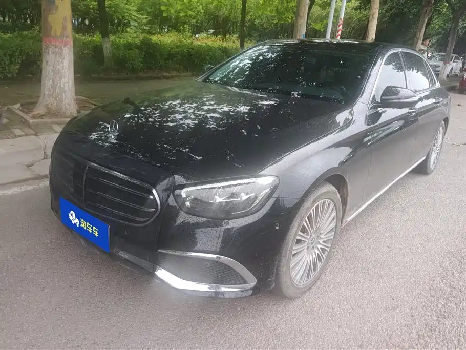 Mercedes-Benz E-Class 2022