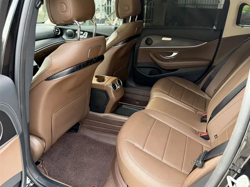 Mercedes-Benz E-Class 2017