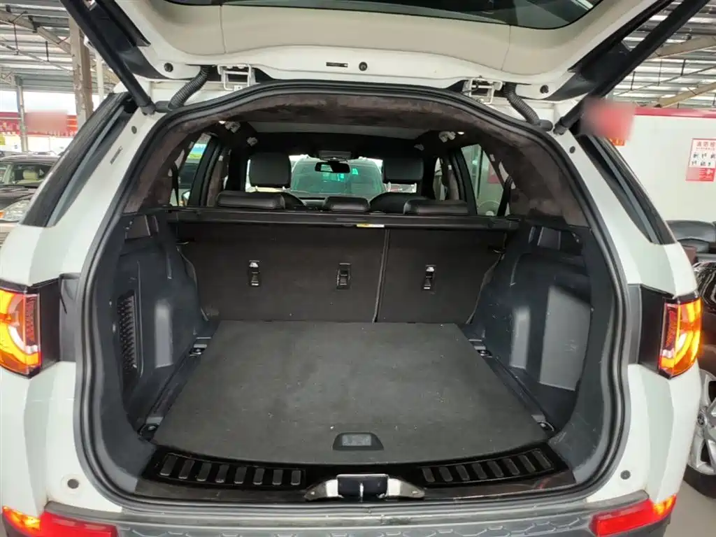 Land Rover Discovery Sport 2019 — фото 19