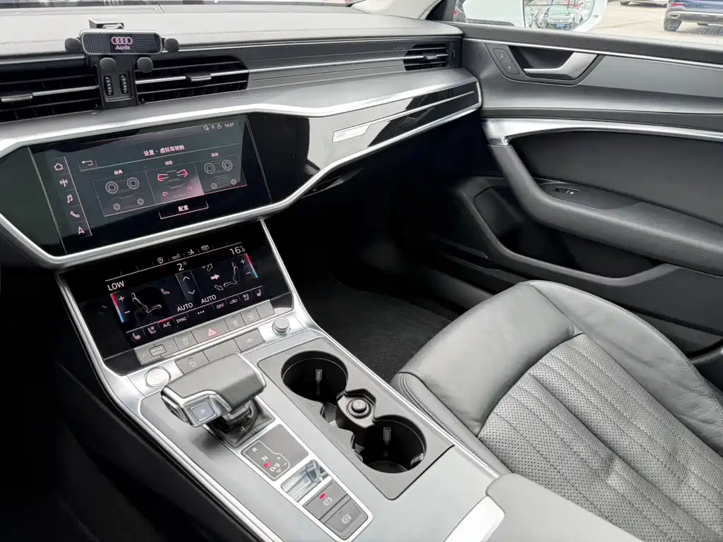 Audi A7 2020 — фото 10