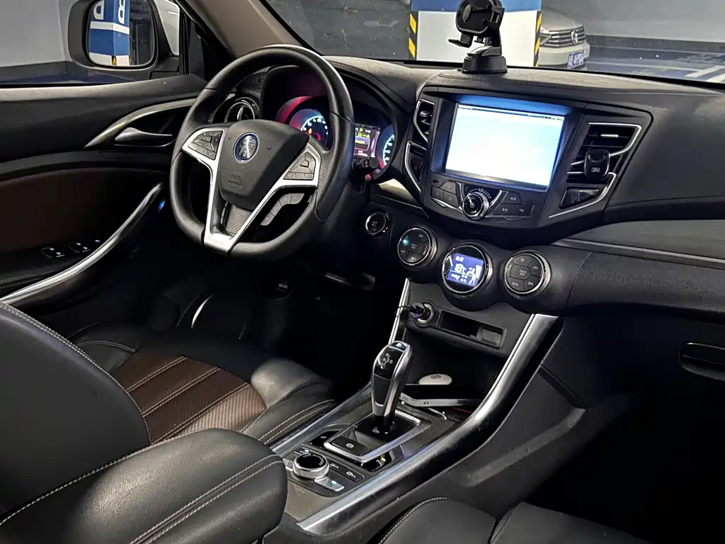 BYD Song New Energy 2018 — фото 11