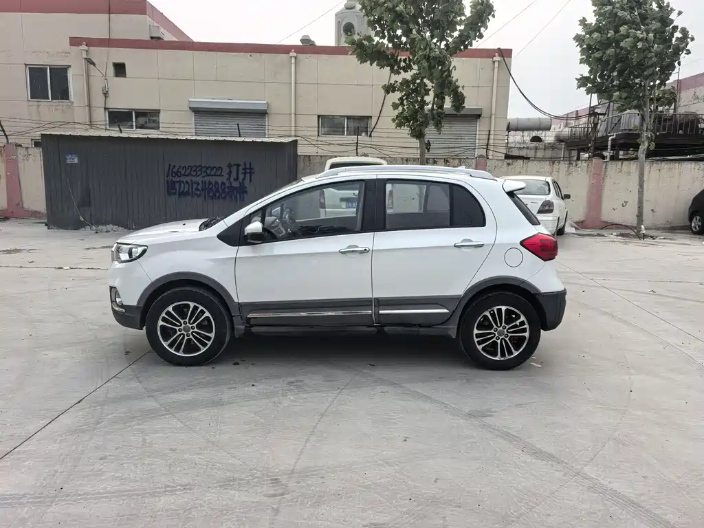 Haval H1 2015 — фото 8