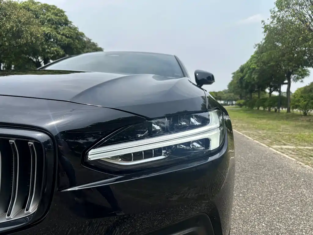 Volvo S90 2024 — фото 4